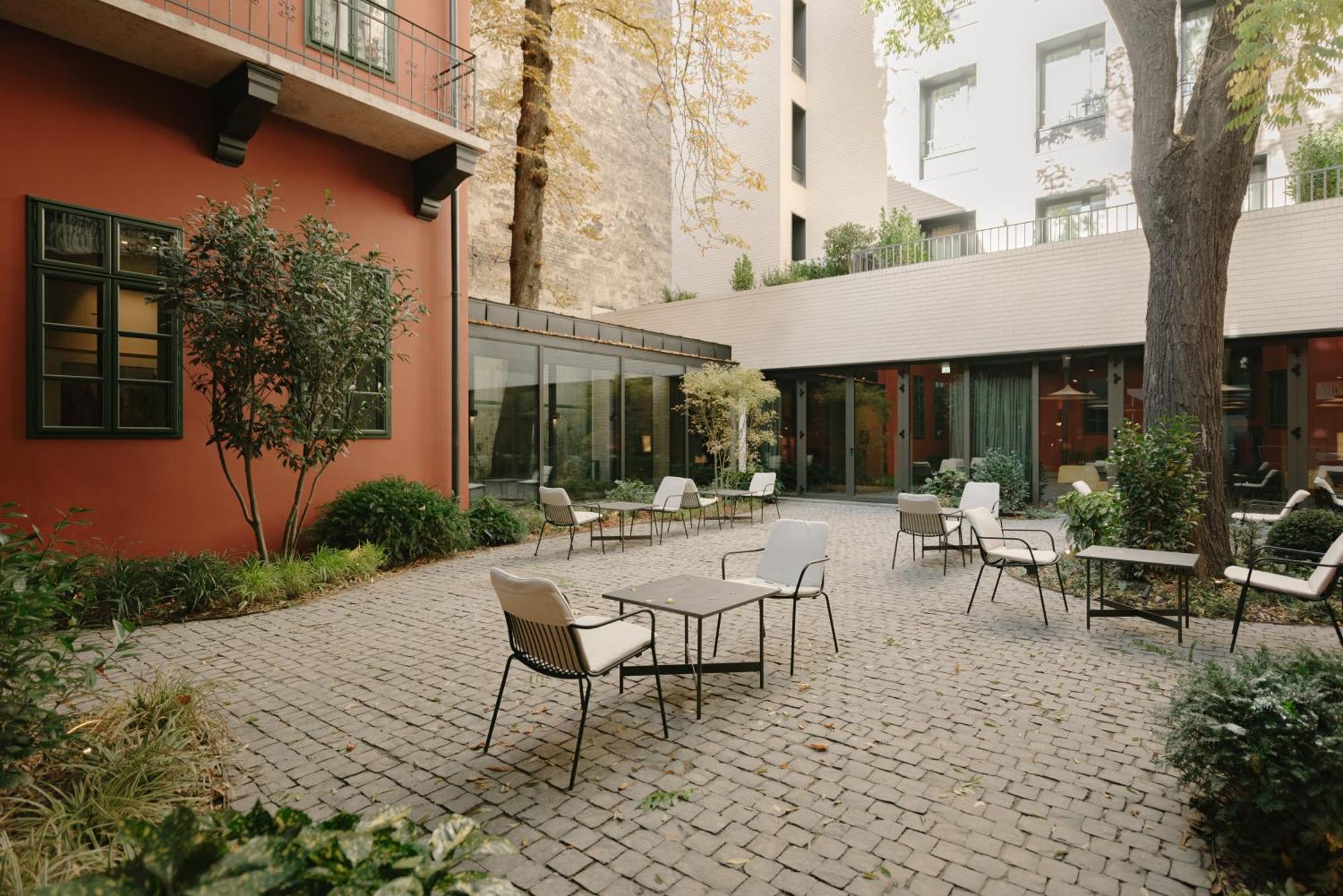 Boho Hotel Budapest - Small Luxury Hotels, Budapest
